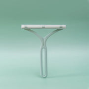 Manual Lint & Pet Hair Remover – Portable Fabric Brush Tool