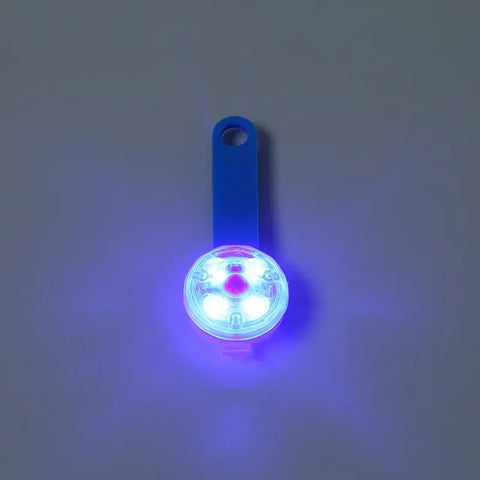 SafeGlow LED Pendant – Waterproof Flashing Light for Dogs & Cats