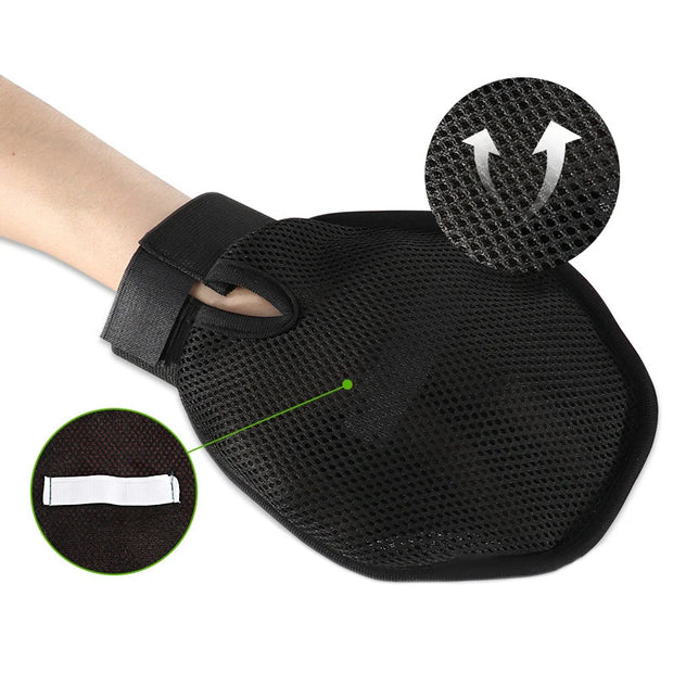 Pet Bath & Massage Glove – Deshedding Brush for Dogs & Cats