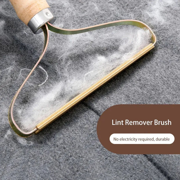Manual Lint & Pet Hair Remover – Portable Fabric Brush Tool